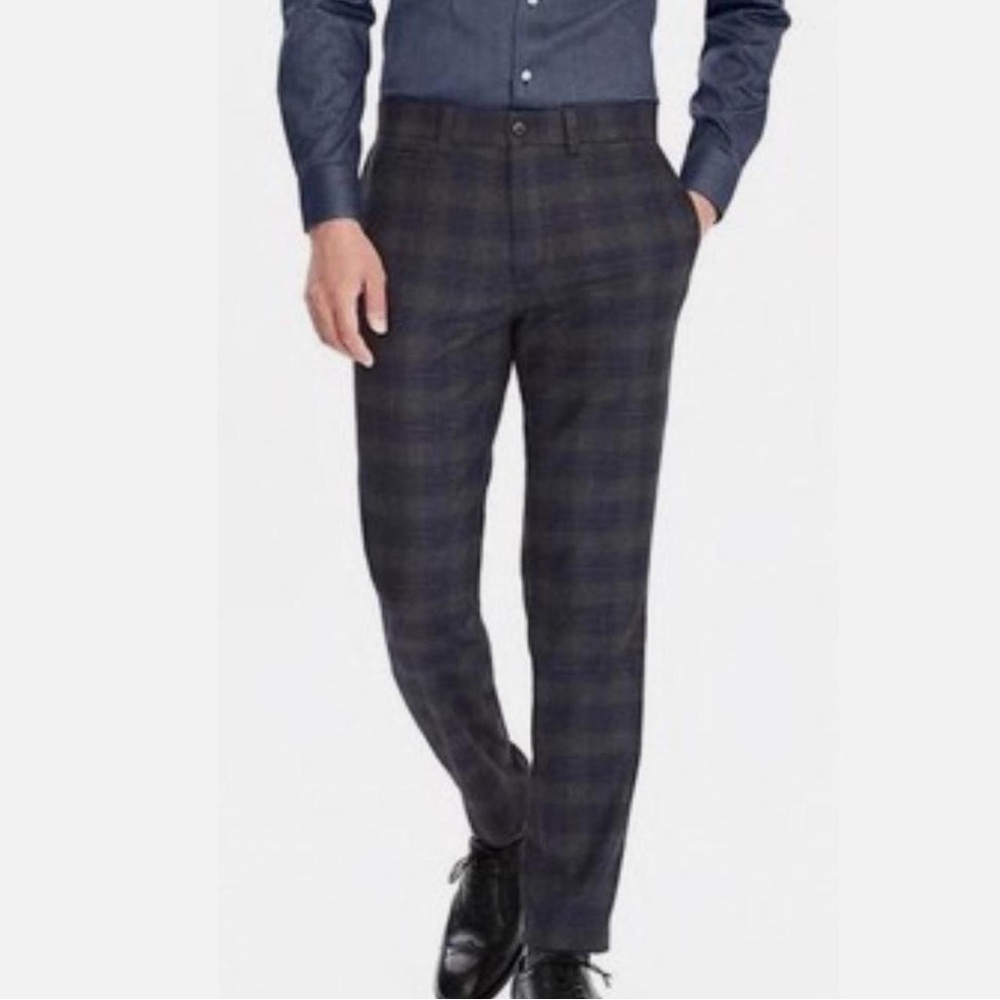 Banana Republic Wool Blend Dresspants, 33x30, Tailored Fit.